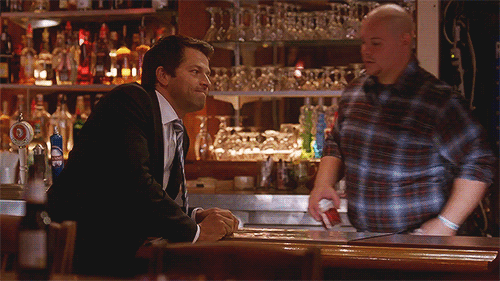 photo Castiel bar wave_zps6zfqyn0i.gif